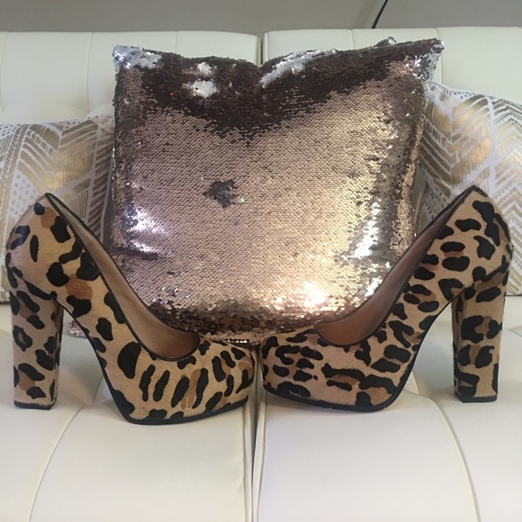 Steve Madden Leopard Print Heels - Picture 5 of 8